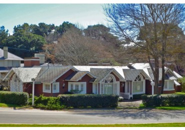 ¡¡ Encantadora casa a dos Cuadras del Mar en Zona Golf !!