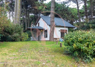 Casa en Pinamar Norte a metros del mar